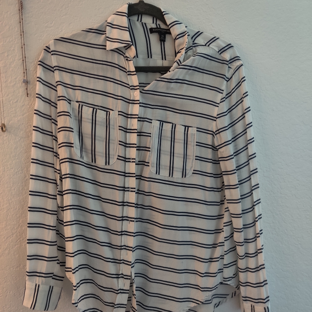 Banana republic striped button-up blouse